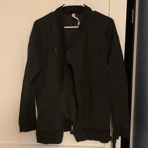 Black lulumelon zip up